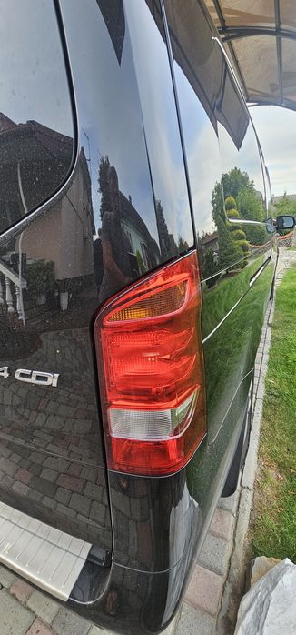 Задні фонарі,Фари передні на Mercedes  Vito 447