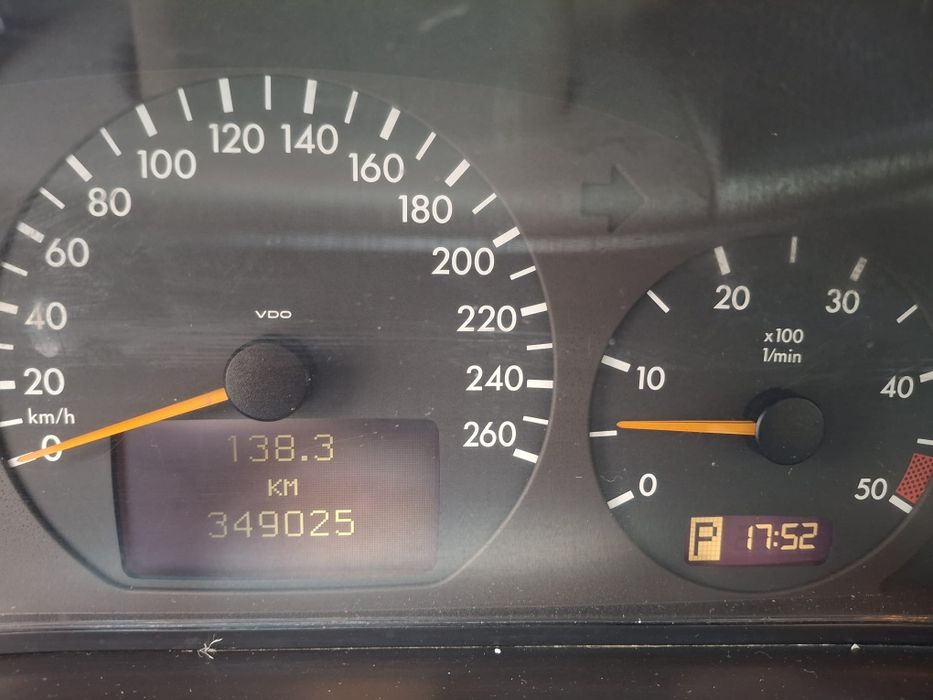 Mercedes-benz E 270 CDI elengance
