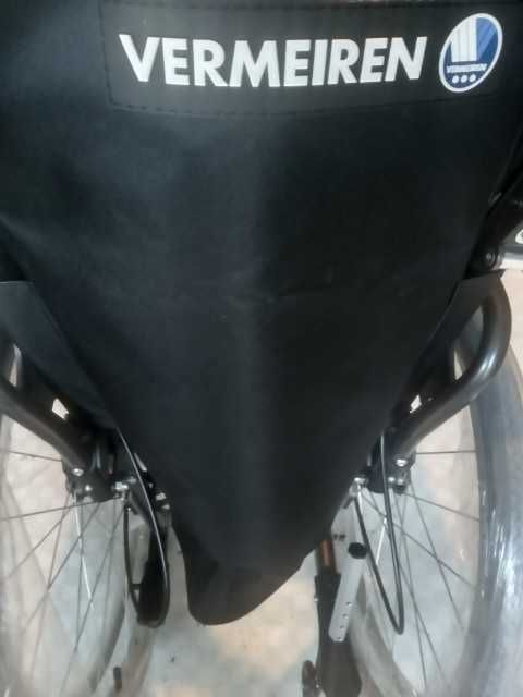 Wózek inwalidzki ze stopów lekkich- NOWY