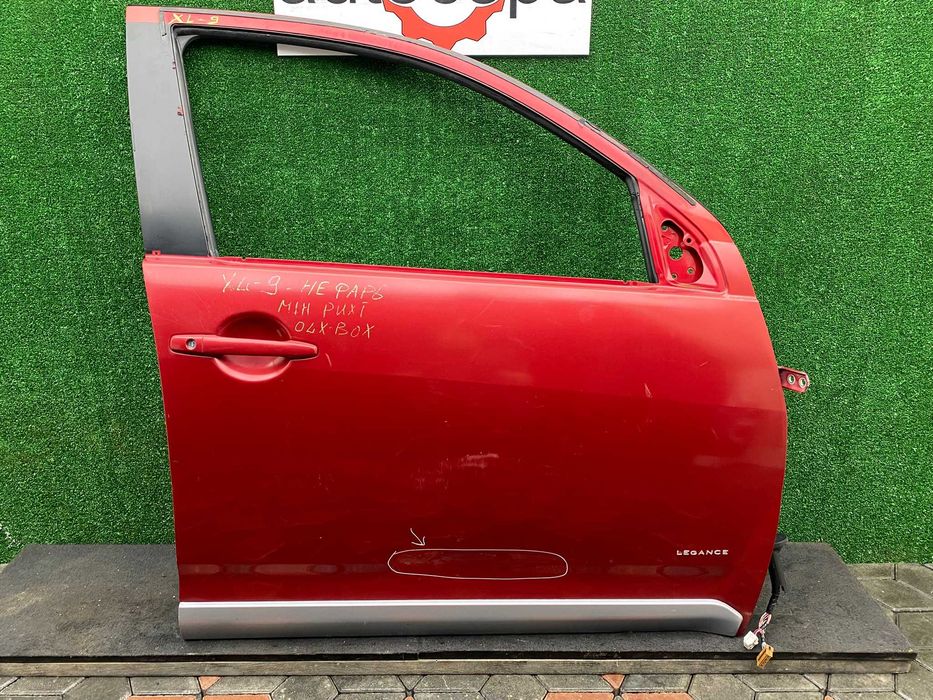 Дверка передня права Mitsubishi Outlander XL