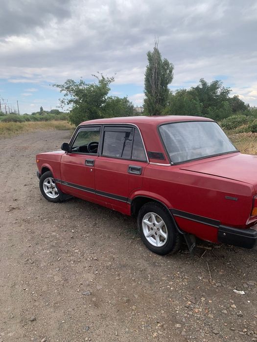 Продам авто ваз 2107