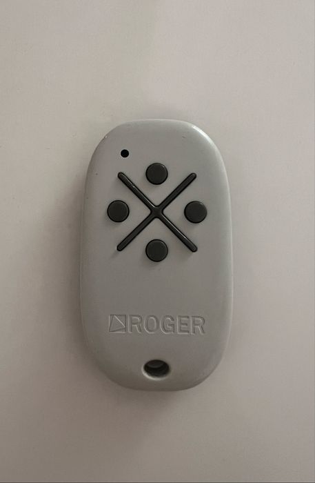 Пульт ворот Roger M80/TX44R автоматики воріт, шлагбаум