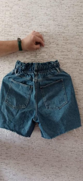 Шорты новые CROPP