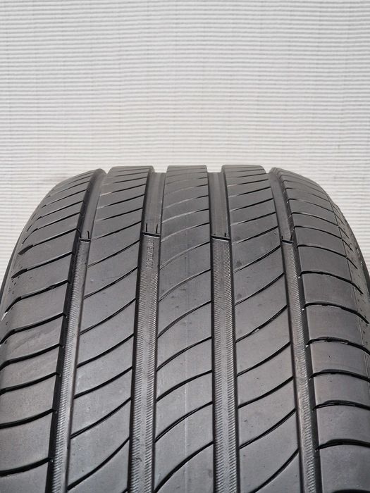 2 Pneus 235/55R19 MICHELIN Semi Novos