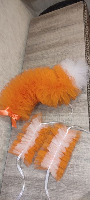 Хвіст для костюма білочка, лисичка. Каркасний, фатиновий.