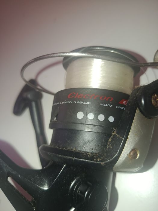 Vendo cana de pesca silstar 3m com carreto okuna Electron