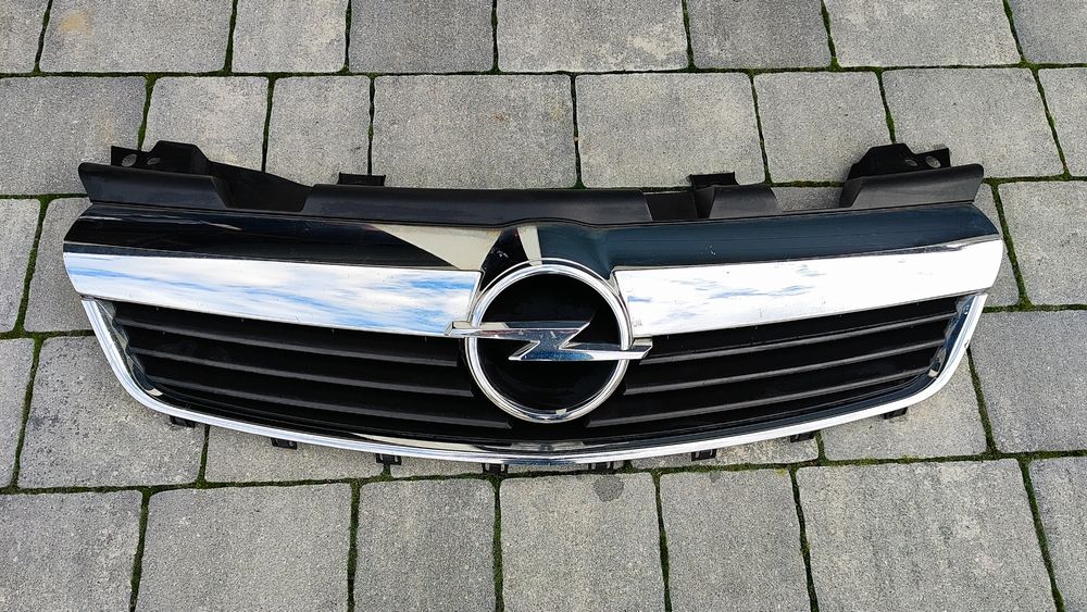 Atrapa grill Opel Zafira B 05-14 Oryginał