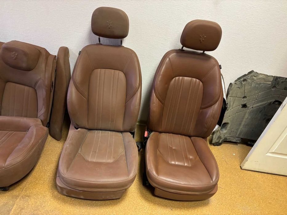Салон кожа, Maserati Ghibli (Сиденья)