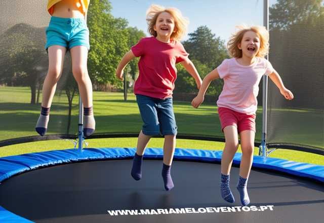 Algodão Doce + Pipoca + trampolim para uma festa completa