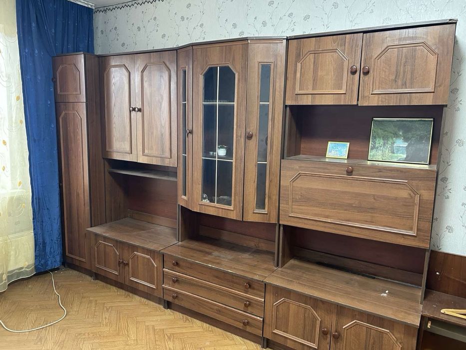 Продам стінку вітальню