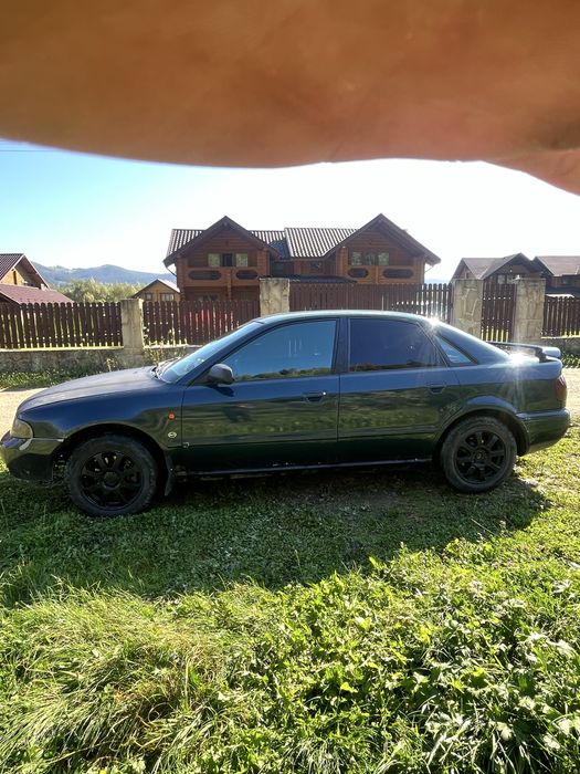 Авді а4 б5 1.6 газ/бензин