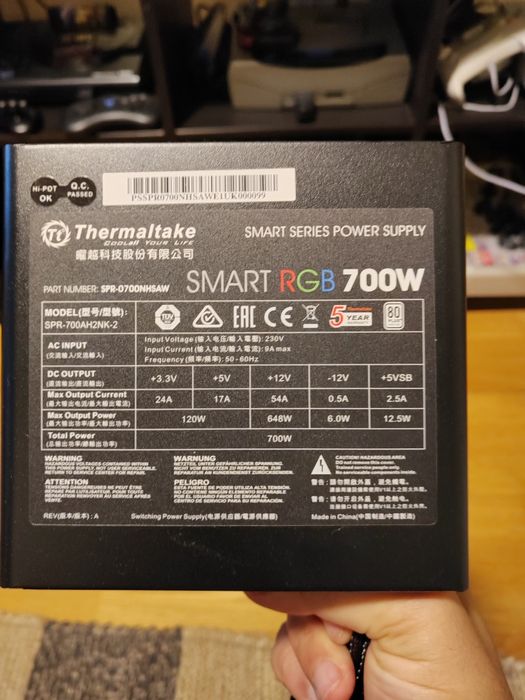 Fonte Alimentação Thermaltake Smart RGB 700W