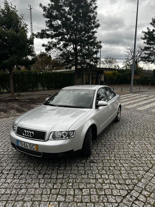 AUDI A4 B6 Sedan (8E) 1.9 TDI Diesel 130cv Nacional 07/2001