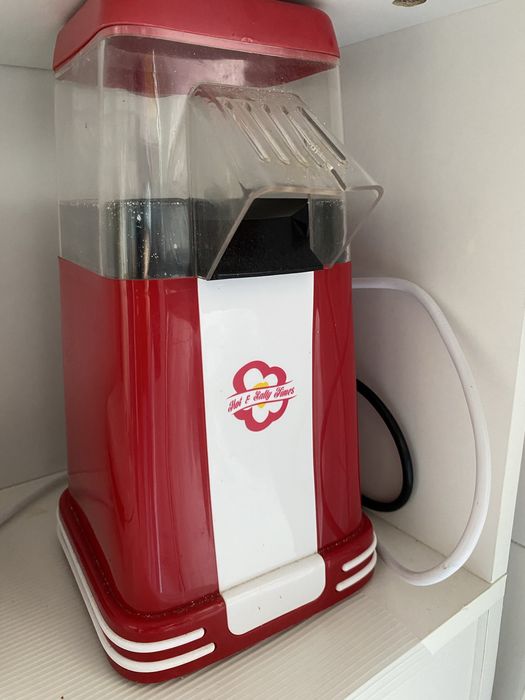 Pipoqueira vintage em bom estado - carrinho de máquina de pipoca retrô