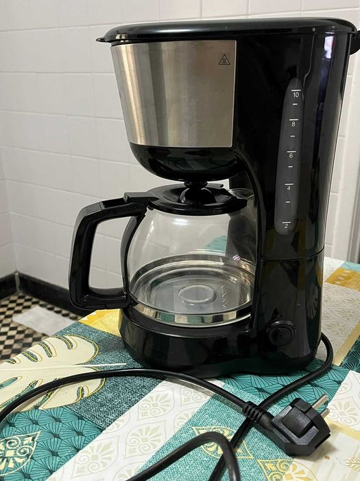 Máquina de Café Filtro BECKEN