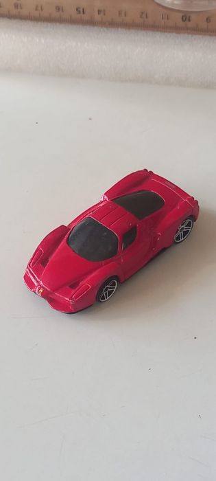 Enzo ferrari hot wheels