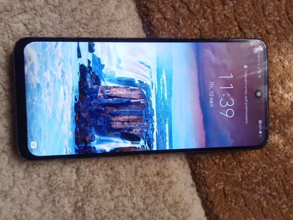 Телефон Huawei p smart 21
