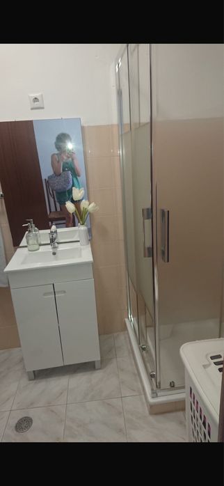 Casa com quintal em Pias