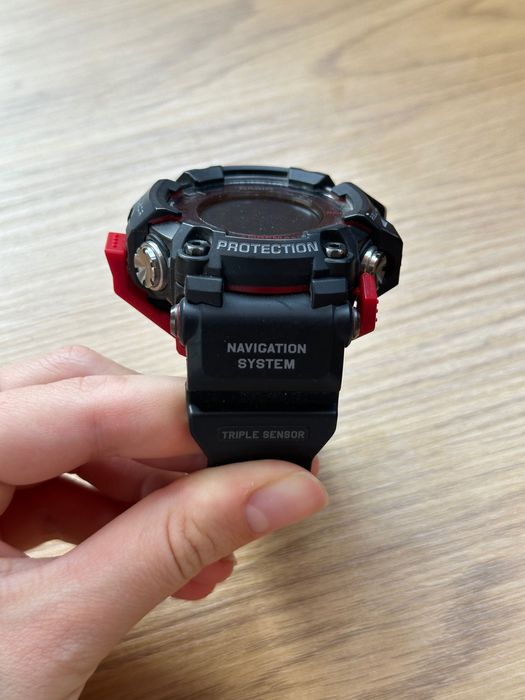 Casio g-shock rangeman gpr b 1000