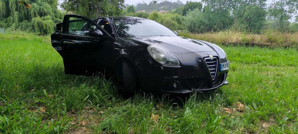 Alfa Romeo Giulietta 1.6 JTDM Impecável