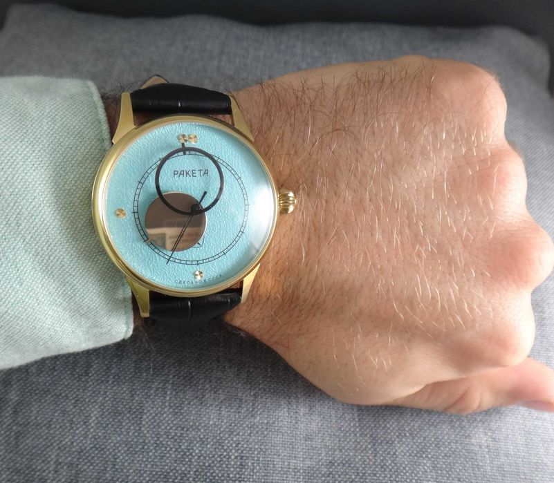 Часы Ракета Коперник винтажные механические Обслужены часовым