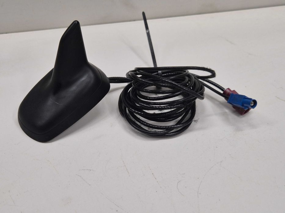 vw audi a3 8p sportback antena nawigacji navi radia rekinek fabryczna