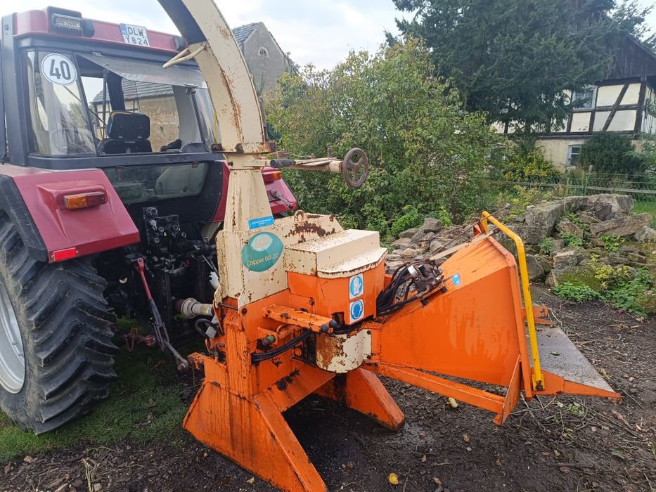 Rębak, sieczkarnia do gałęzi LGU Chopper 60 20