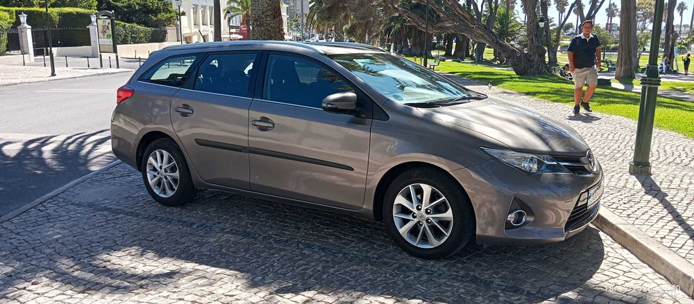 Toyota Auris Touring Sport 1.4 D4D 2014 123000 km