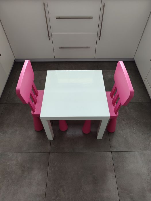 Stolik krzesła Ikea mammut