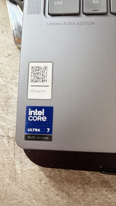 Portatil Lenovo Yoga Aura Edition 32GB ram 1TB SSD