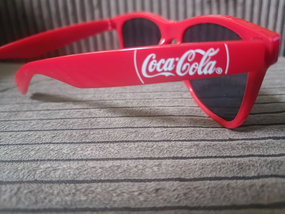 Okulary przeciwsłoneczne coca cola