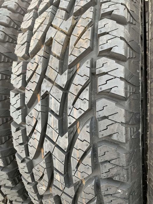 Шини нові 225/75 R15 Bridgestone всесезон