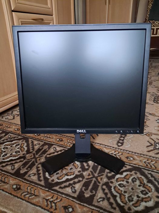 Monitor Dell 19 cali