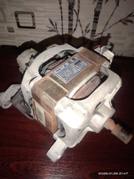 Двигун до пральної машини