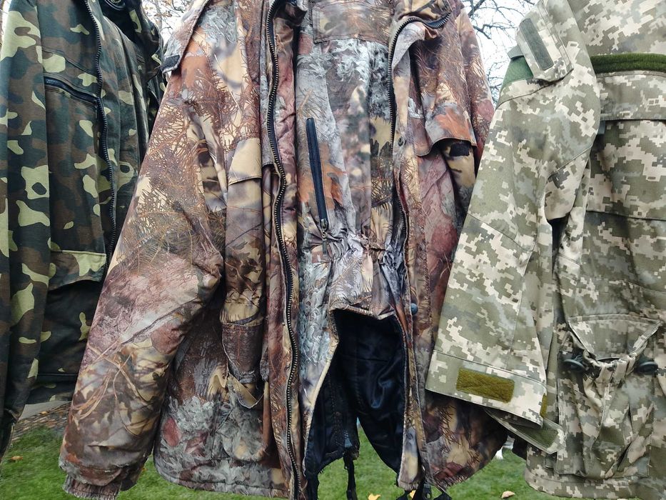 Продам куртки осень-зима бу ( в описи) 52-54 р.