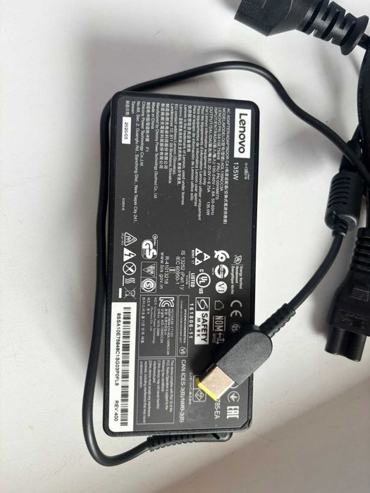 Блок живлення для ноутбуків lenovo w135