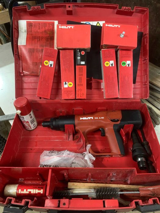 HILTI DX A40 como nova e com consumivíes