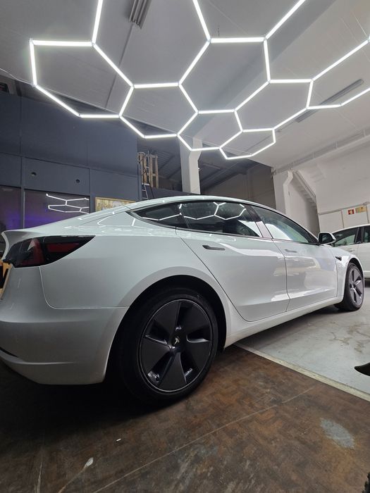 Pecas tesla model 3