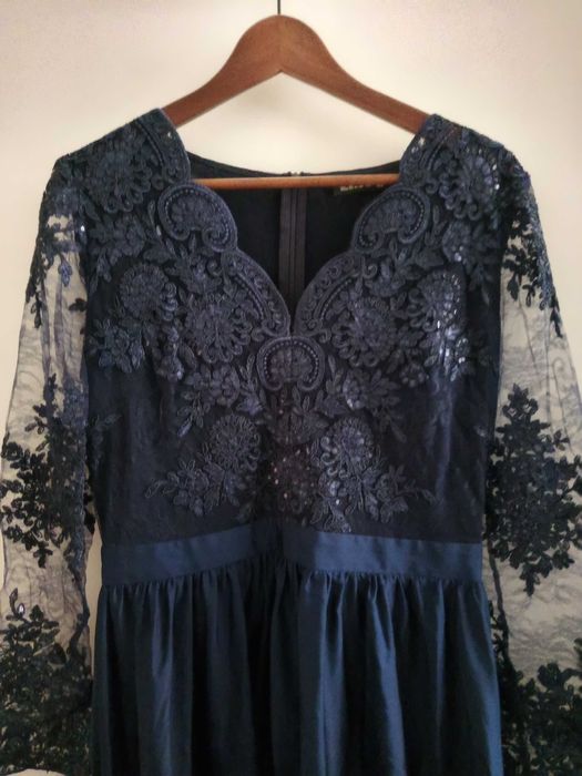 Elegancka granatowa sukienka 42 stilove