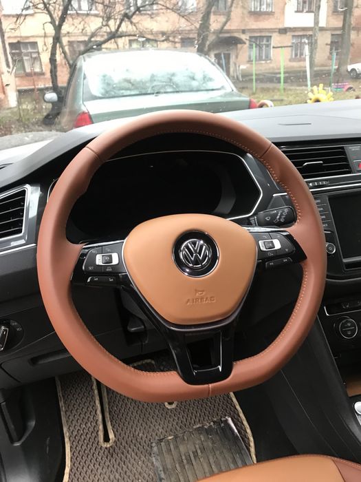 Перетяжка руля в кожу