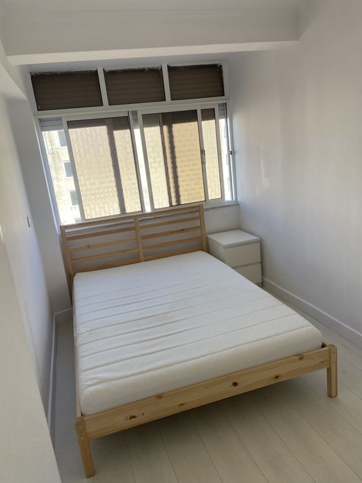 Alugo Quarto em Olivais