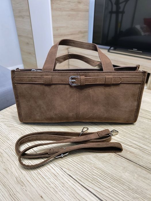 Nowa czekoladowa  torebka listonoszka z imitacji zamszu Sinsay