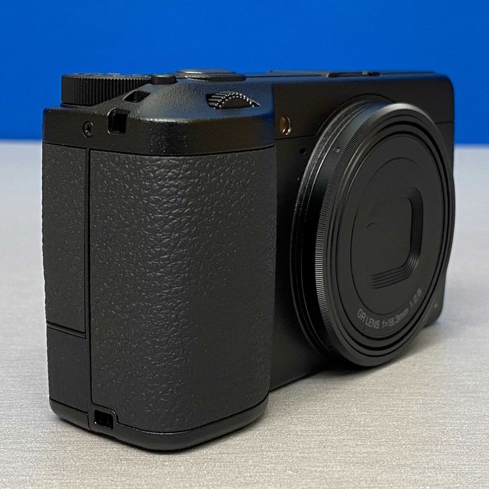 Ricoh GR IV HDF (25.7MP) | 3 ANOS DE GARANTIA