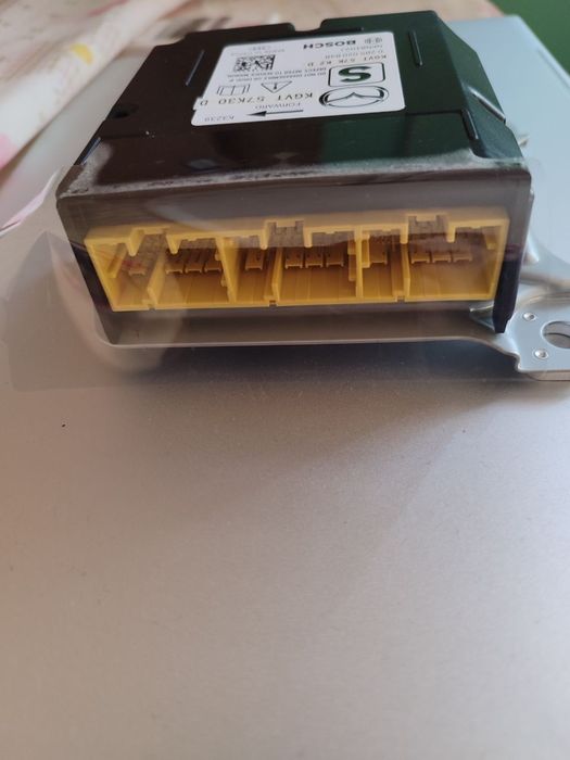 Крыло на Mazda cx5. Новое. Оригинал