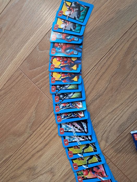 Karty NinjaGo plus Piotruś pan Spiderman