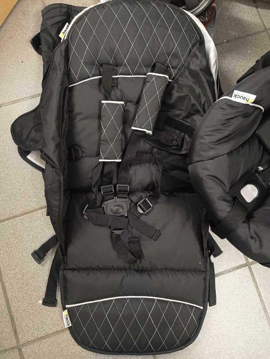 Wózek gondola, spaceróka, fotelik samochodowy Hauck Malibu 4 Trio 3w1