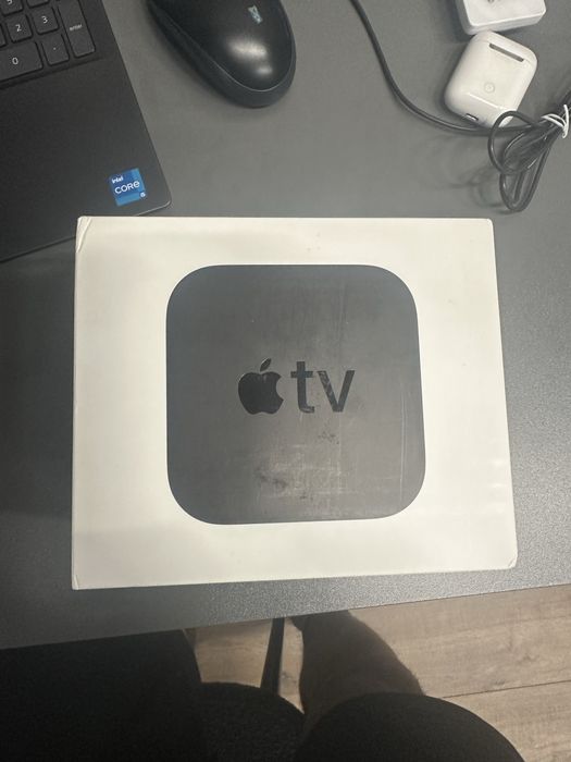 Apple TV. 32 gb, 4 gen
