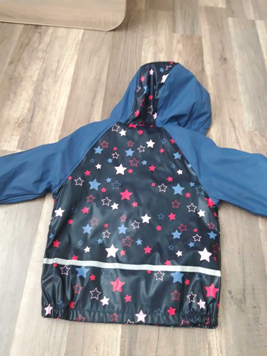 Kurtka deszczowa dziewczęca 104