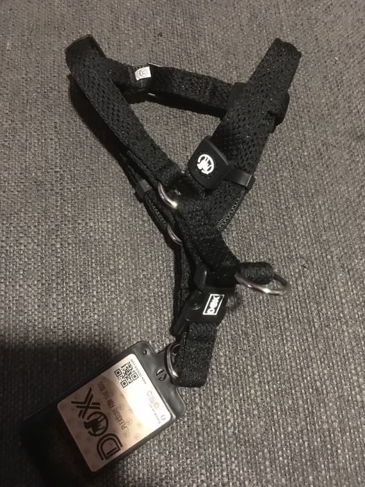 Шлея для собаки новенька