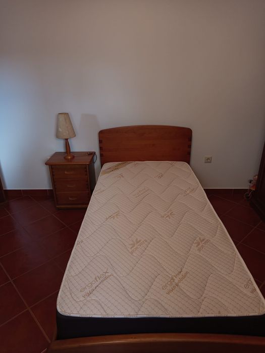 Conjunto de quarto + Colchão